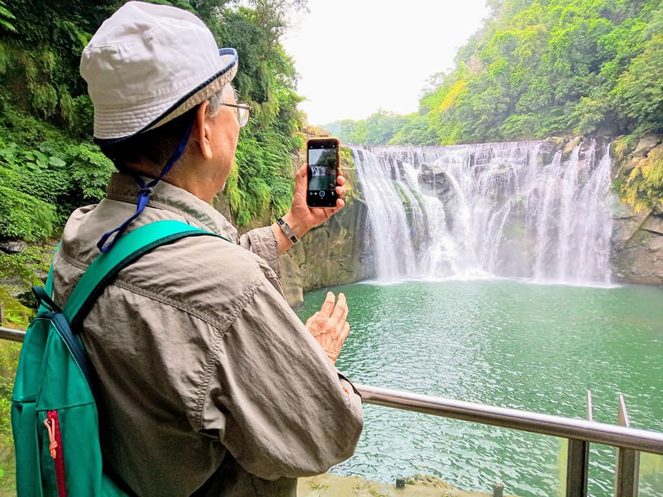 十分瀑布百分醉人