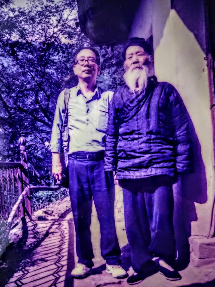 登龍門洞找長春真人