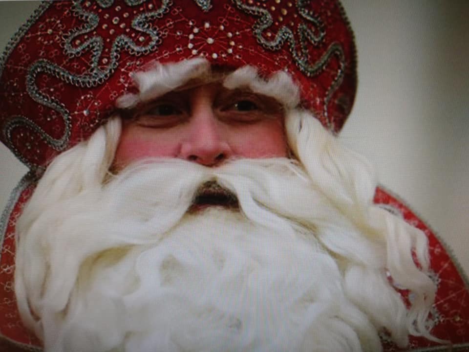 與聖誕老人競爭