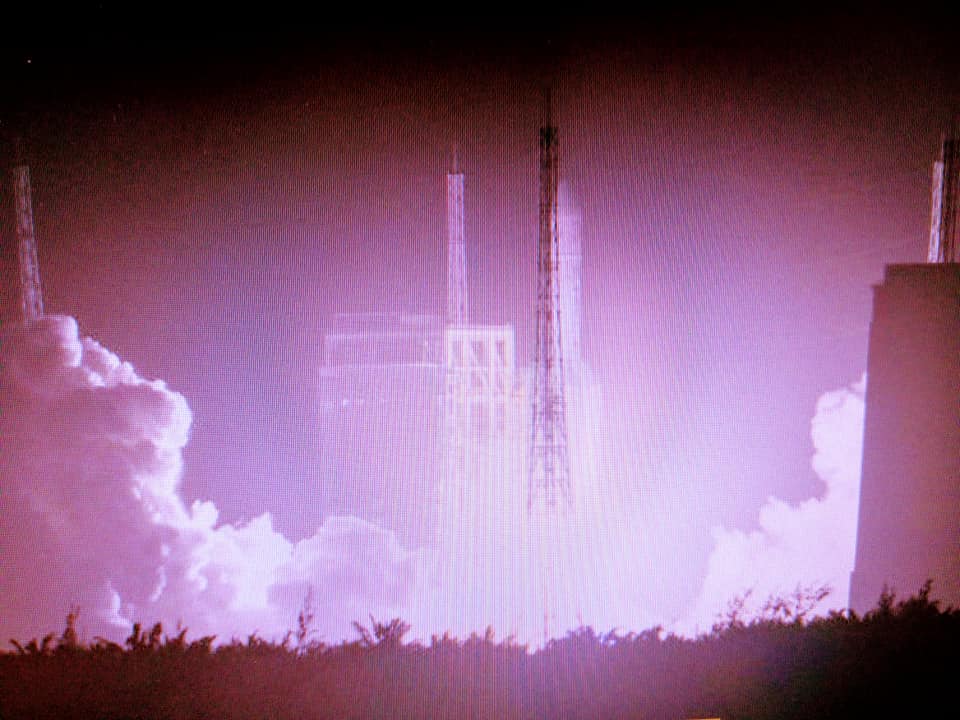 “上天攬月 下洋捉鱉”