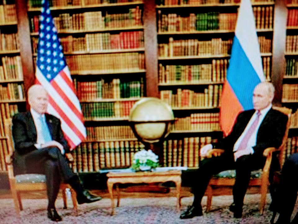 日內瓦峰會普丁“壓制”了拜登