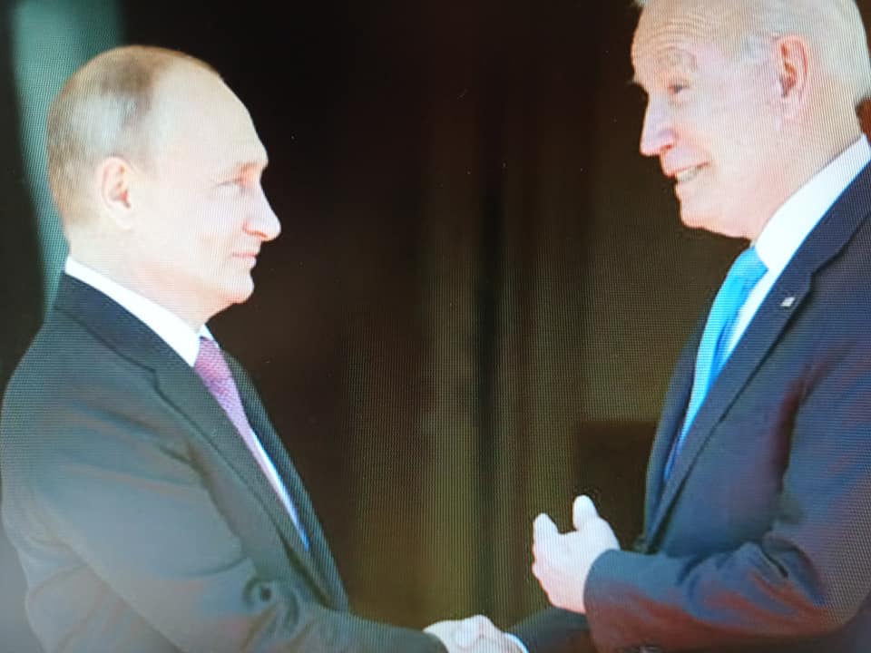 日內瓦峰會普丁“壓制”了拜登