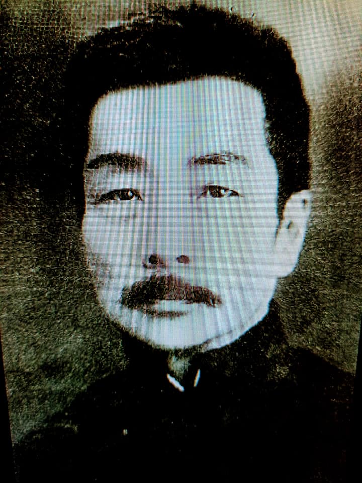 勾勒魯迅真形象