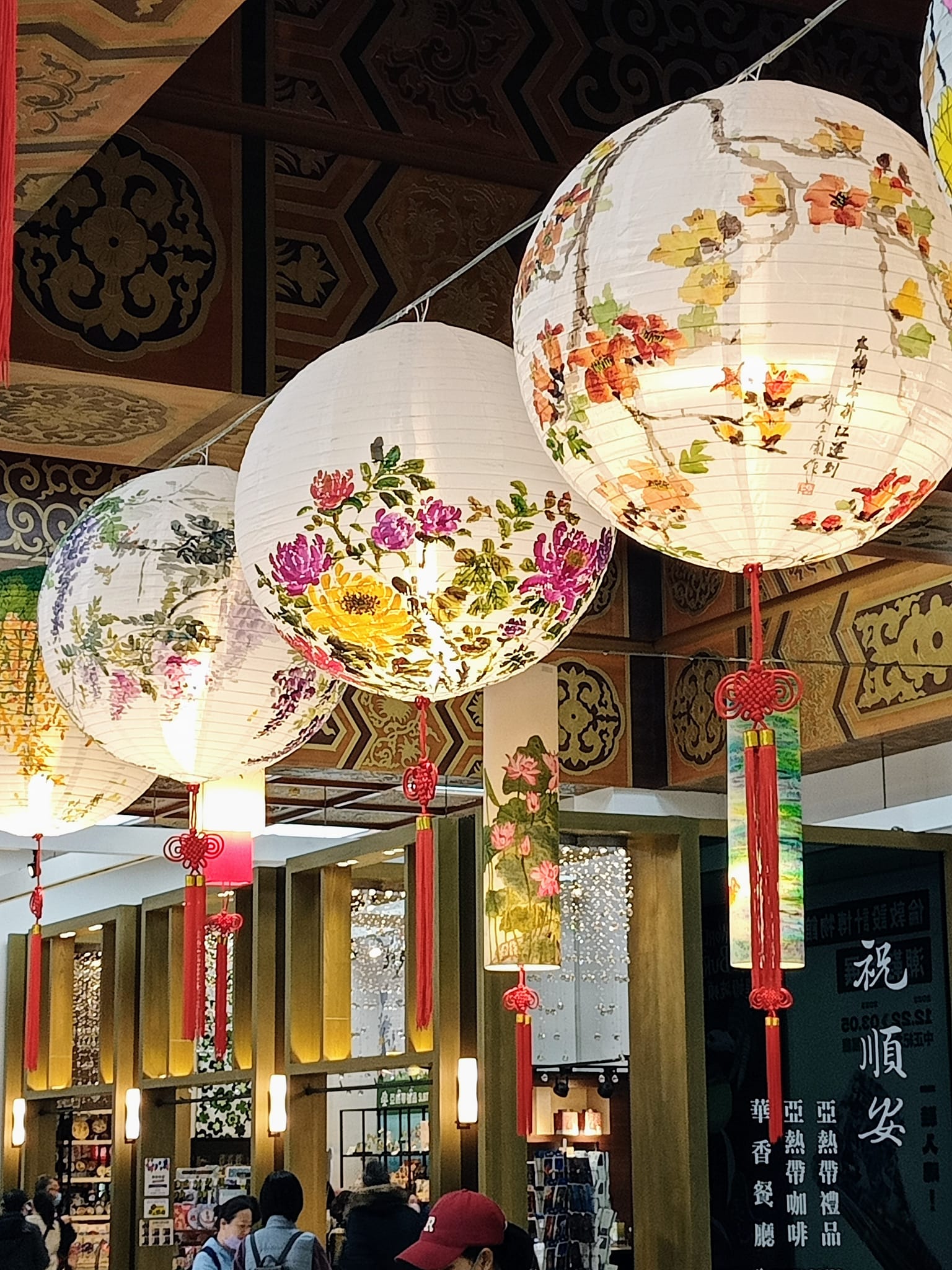 元宵燈籠高高掛